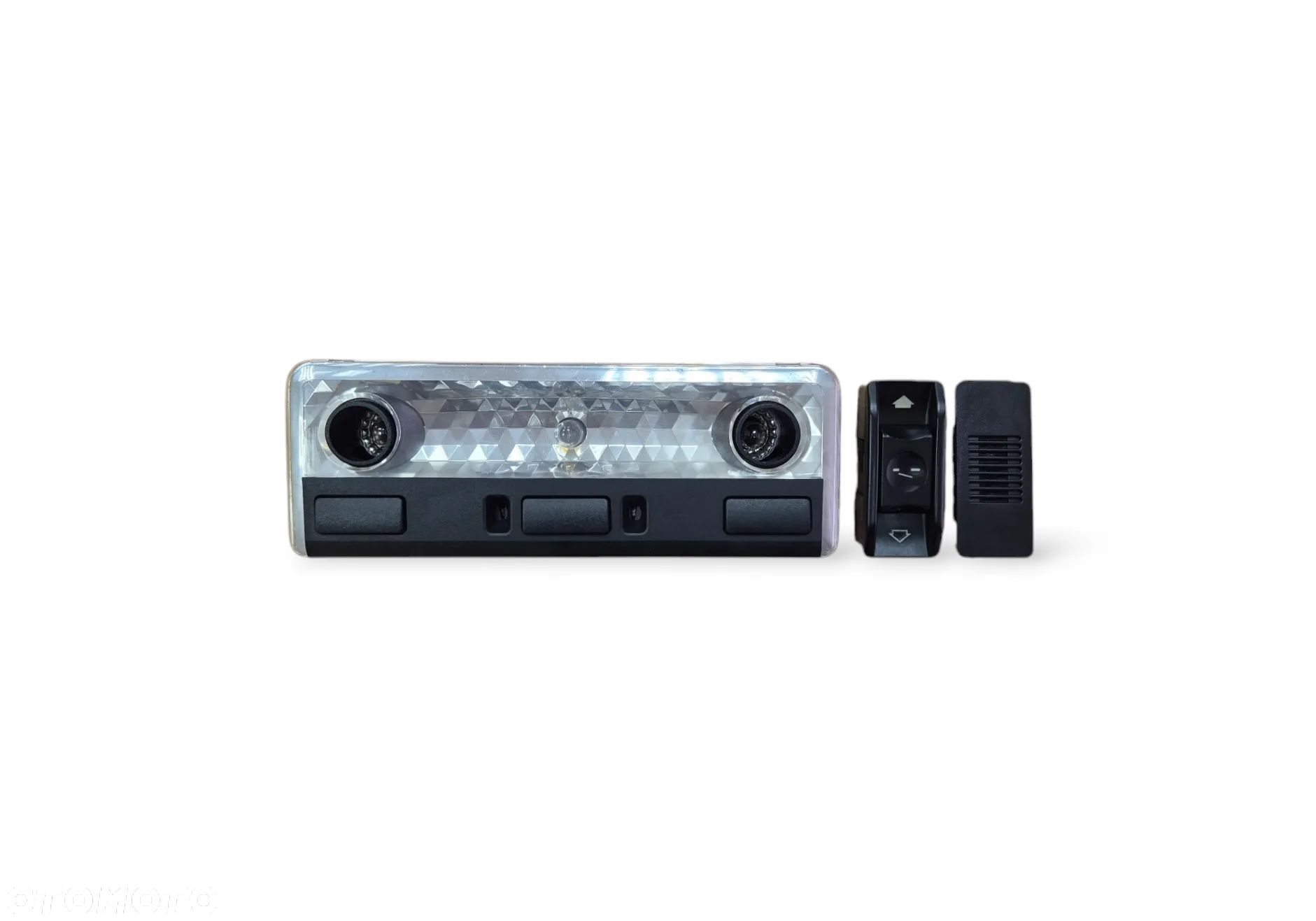 BMW E46 LAMPKA PODSUFITKI + PRZYCISK PRZEŁĄCZNIK SZYBERDACHU + MIKROFON ZESTAWU GŁOŚNOMÓWIĄCEGO 63318364929 61318352182 84318380319 - 1