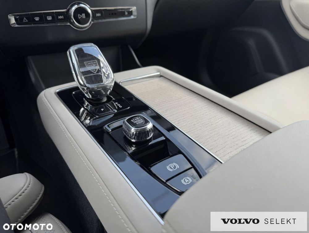 Volvo XC 90 - 26