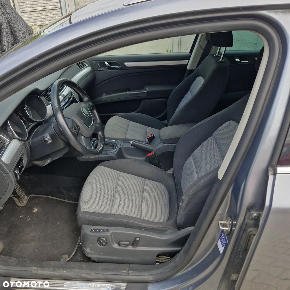 Skoda Superb 2.0 TDI Comfort - 15