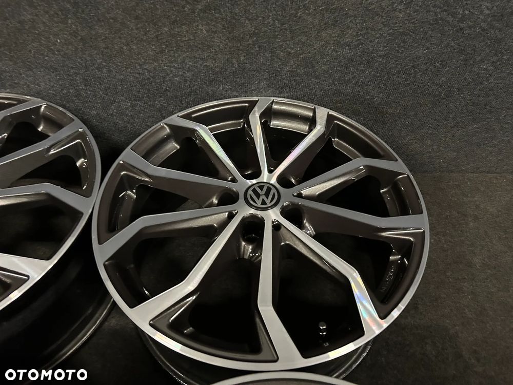 Alufelgi VW Golf 8, 7, 6, 5, Touran Caddy, Skoda Octavia III, II, Seat Leon 18 cali 5x112 4szt. Ładne! - 10