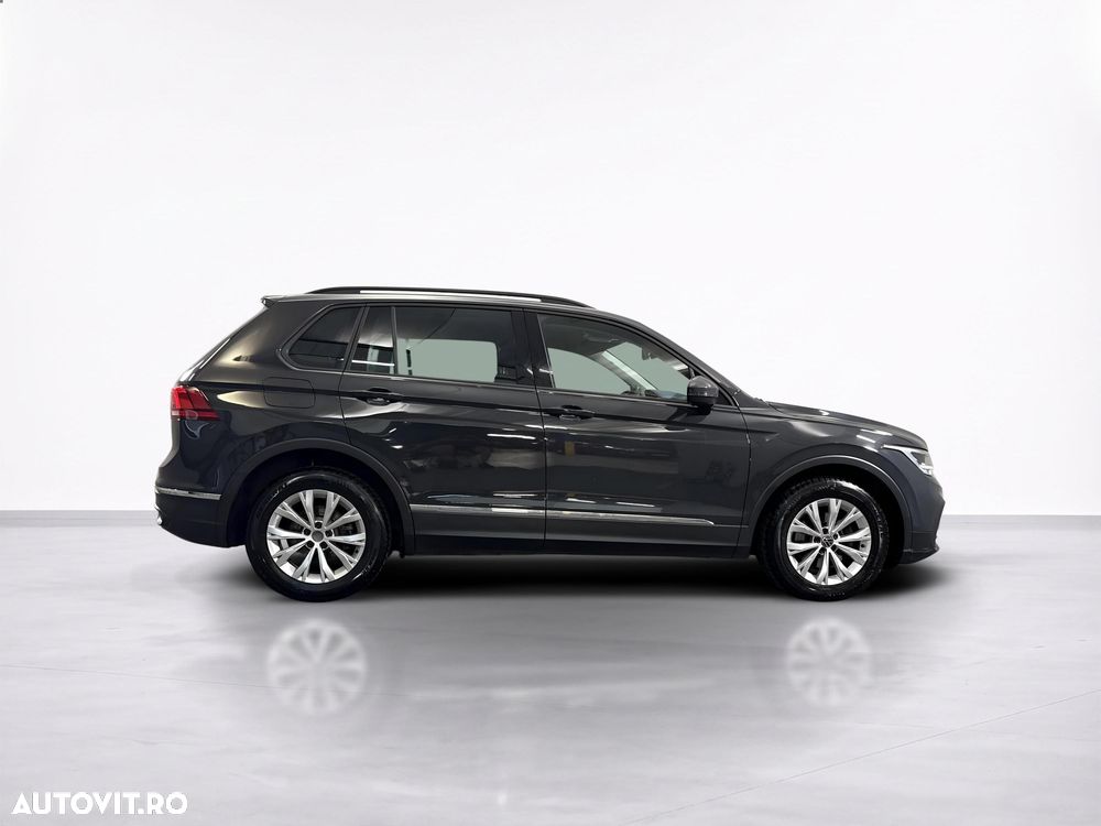 Volkswagen Tiguan - 7