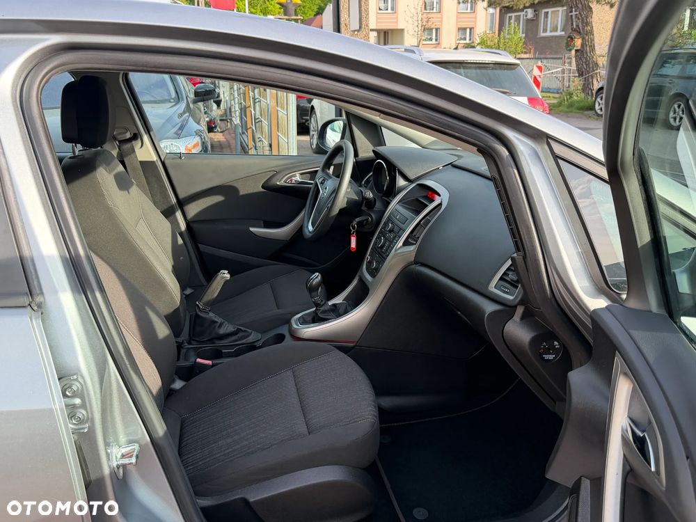 Opel Astra 1.4 ecoFLEX - 24