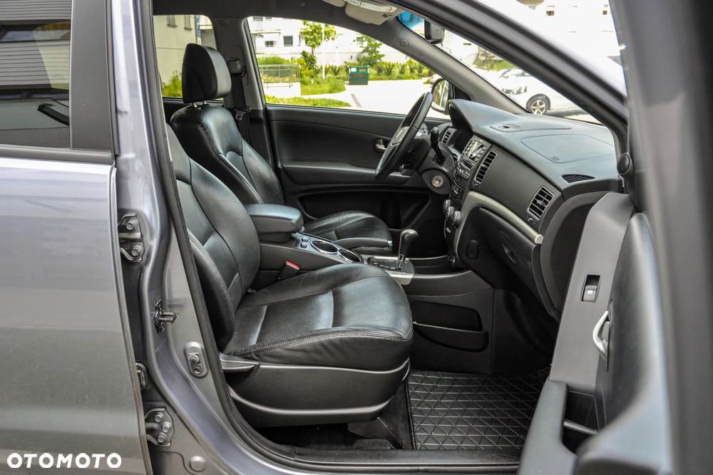 SsangYong/KGM Korando 2.0 E-XDi DPF 4WD Automatik Quartz - 11
