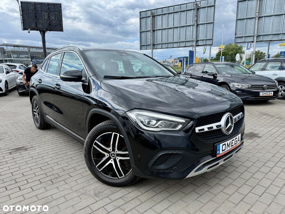 Mercedes-Benz GLA 200 d 8G-DCT - 3
