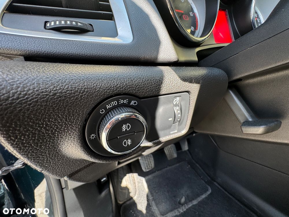 Opel Astra 1.7 CDTI Cosmo - 20