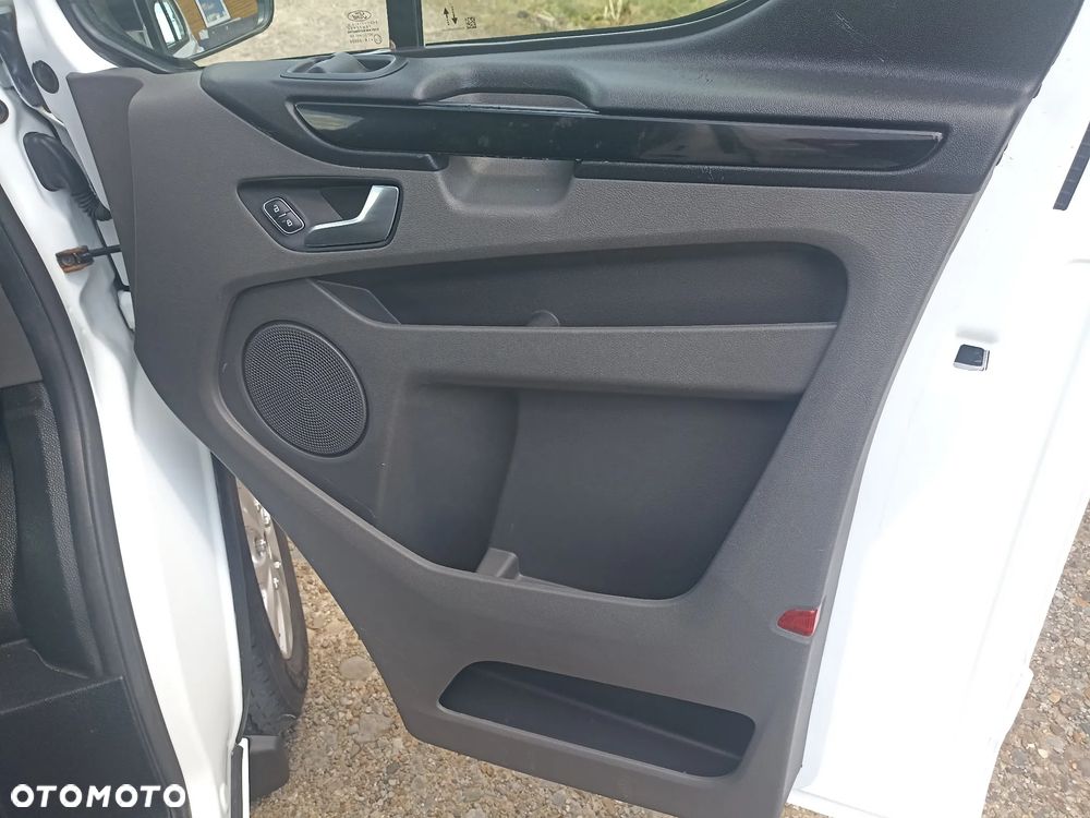 Ford TRANSIT CUSTOM - 15