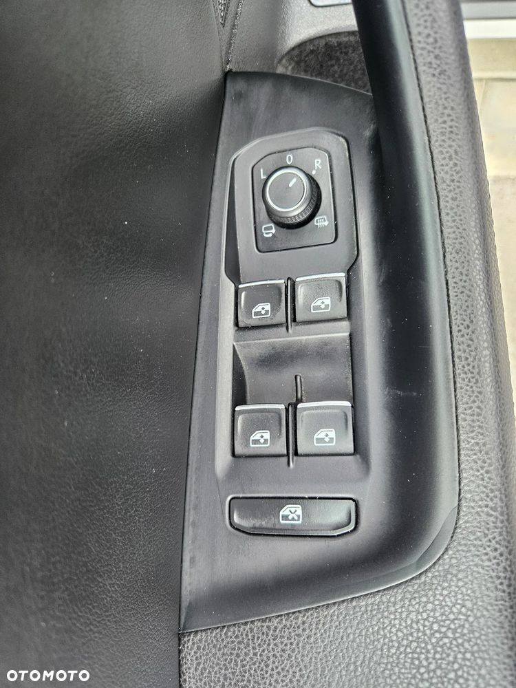 Volkswagen Passat 2.0 TSI BMT Comfortline DSG - 29