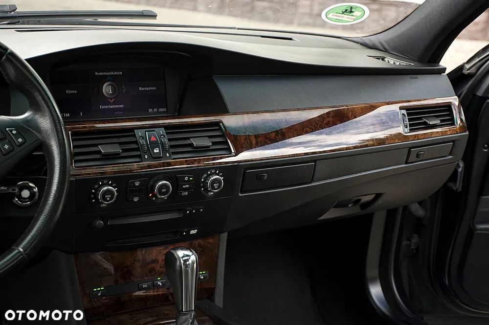 BMW Seria 5 530d - 29