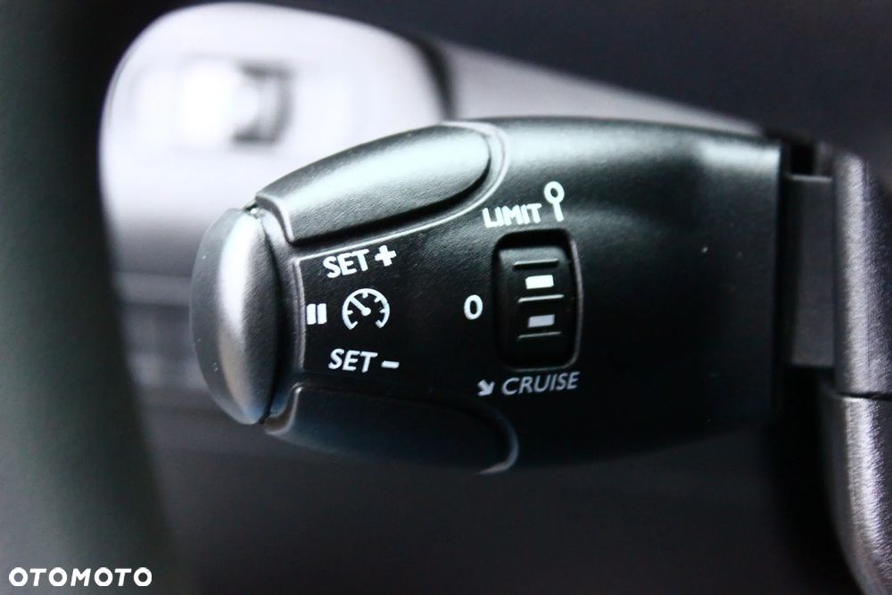 Toyota PROACE CITY BLASZAK 2 OSOBOWY 1.2 D-4T BENZYNA 110KM PEWNE AUTO FV23% - 29