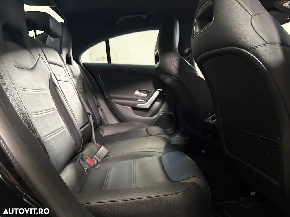 Mercedes-Benz CLA 200 - 13