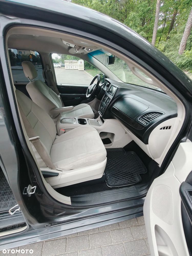 Dodge Grand Caravan 3.6 R/T - 15