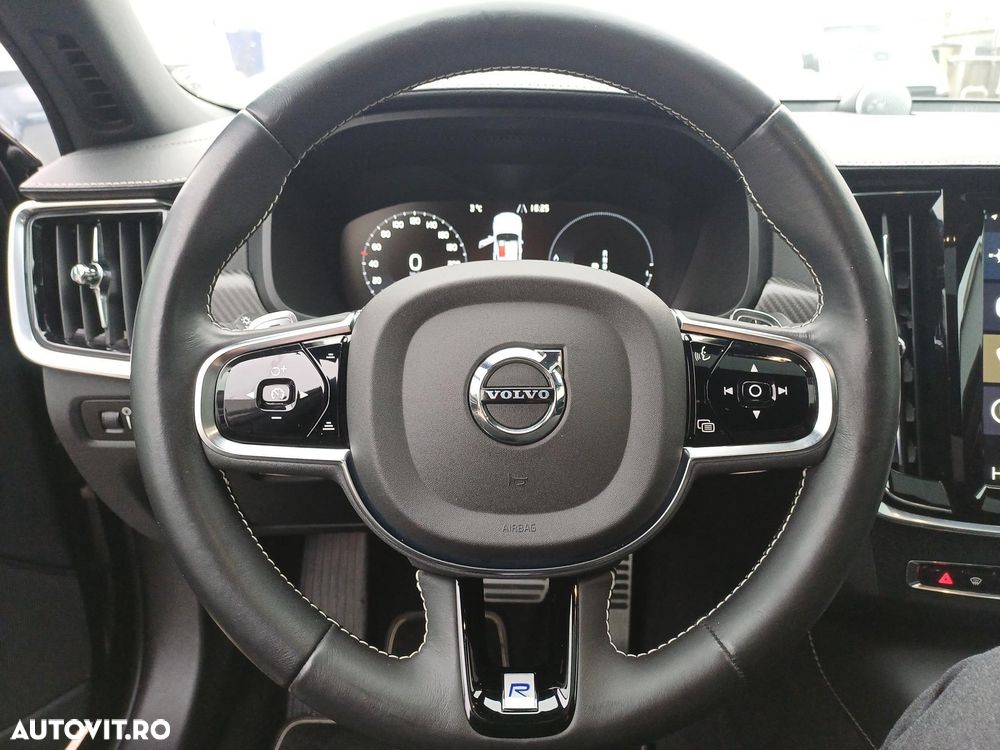 Volvo S90 T8 Twin Engine AWD Geartronic Inscription - 14