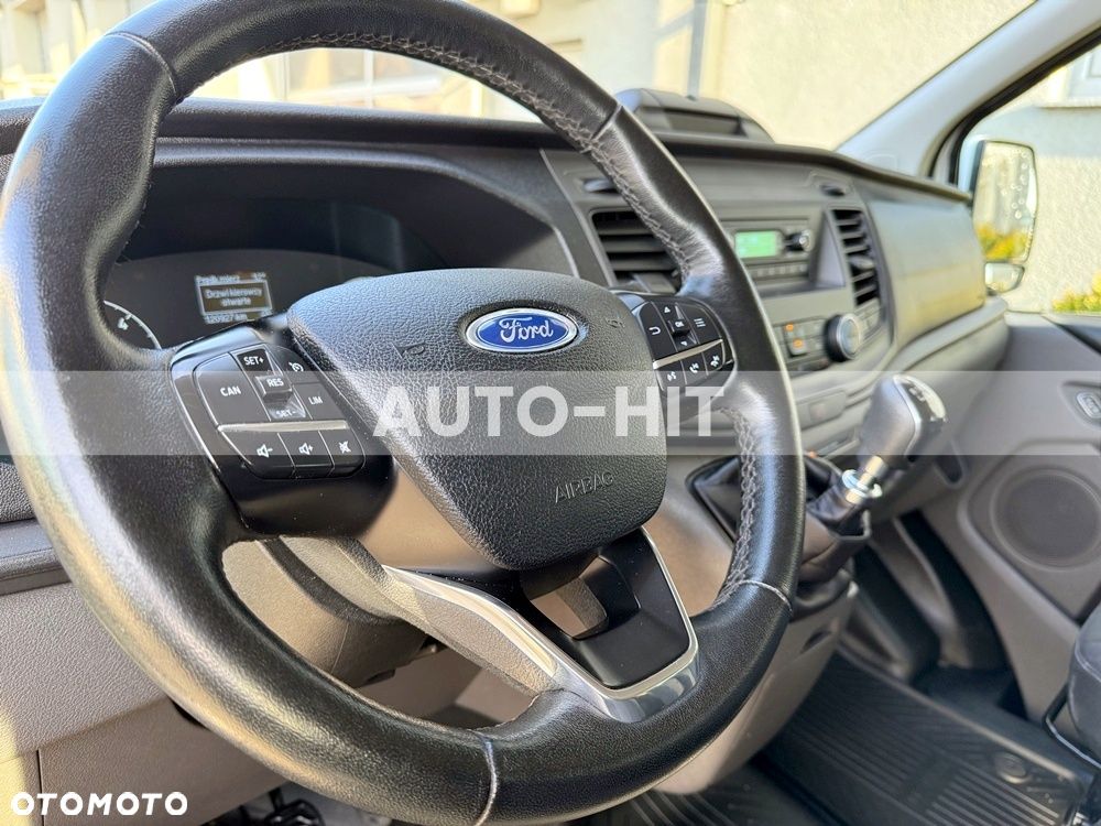 Ford Transit - 25