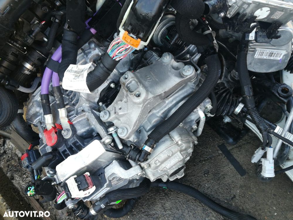 Cutie de viteze automat Peugeot 3008 1.2 Hybrid an 2024 - 1