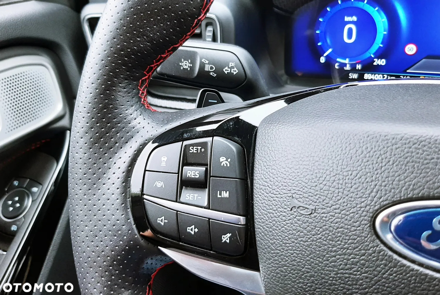 Ford Explorer 3.0 EcoBoost PHEV 4WD ST-Line - 33