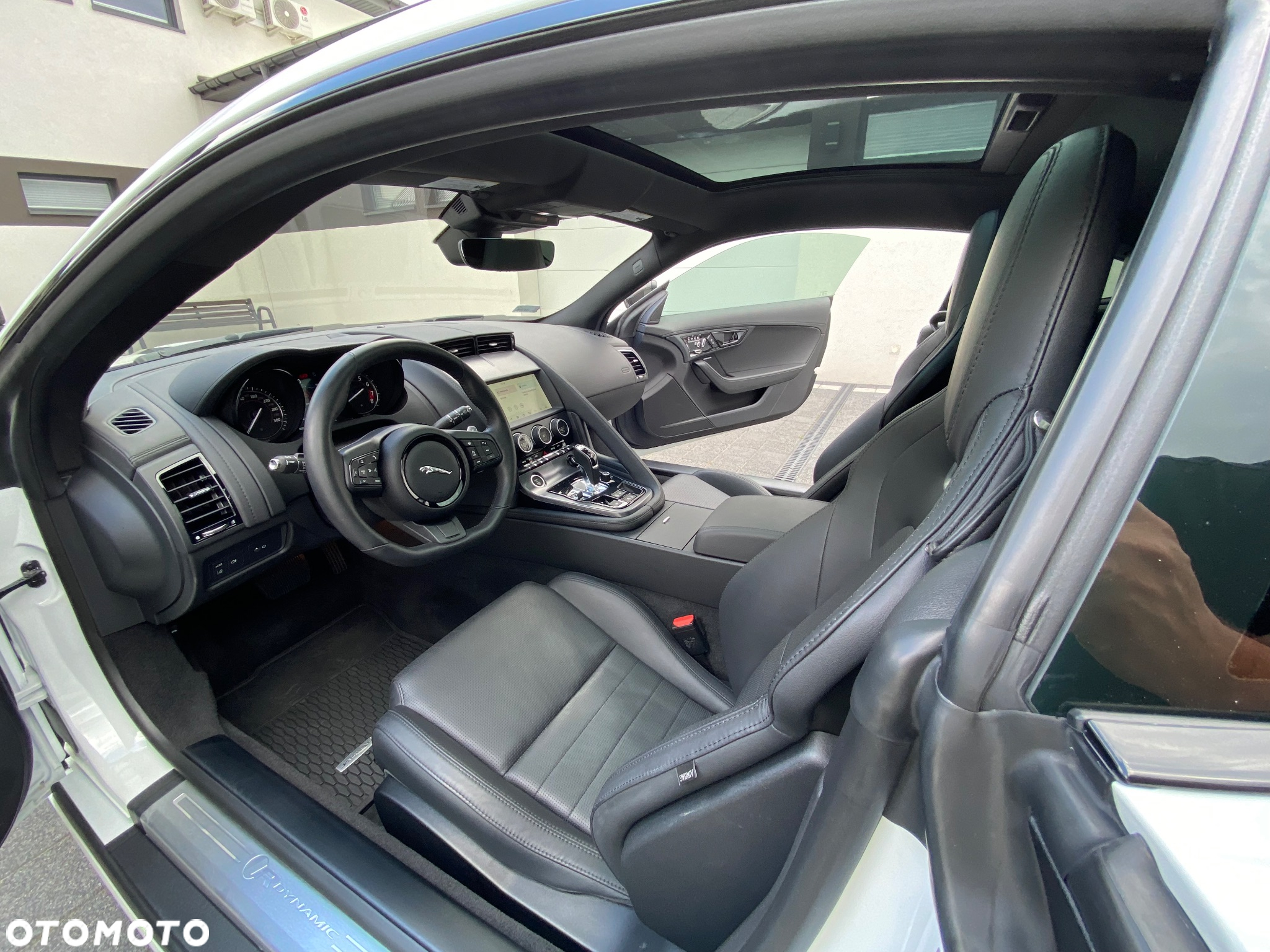 Jaguar F-Type 3.0 V6 S/C R-Dynamic - 22