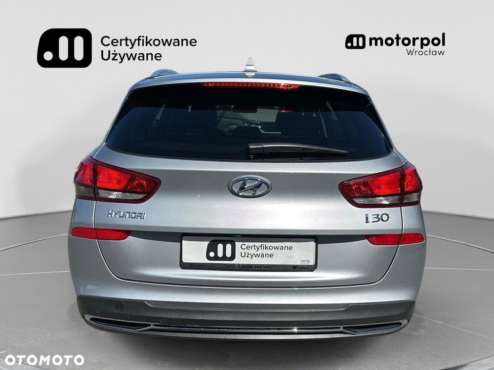 Hyundai i30 1.0 T-GDI Smart DCT - 12