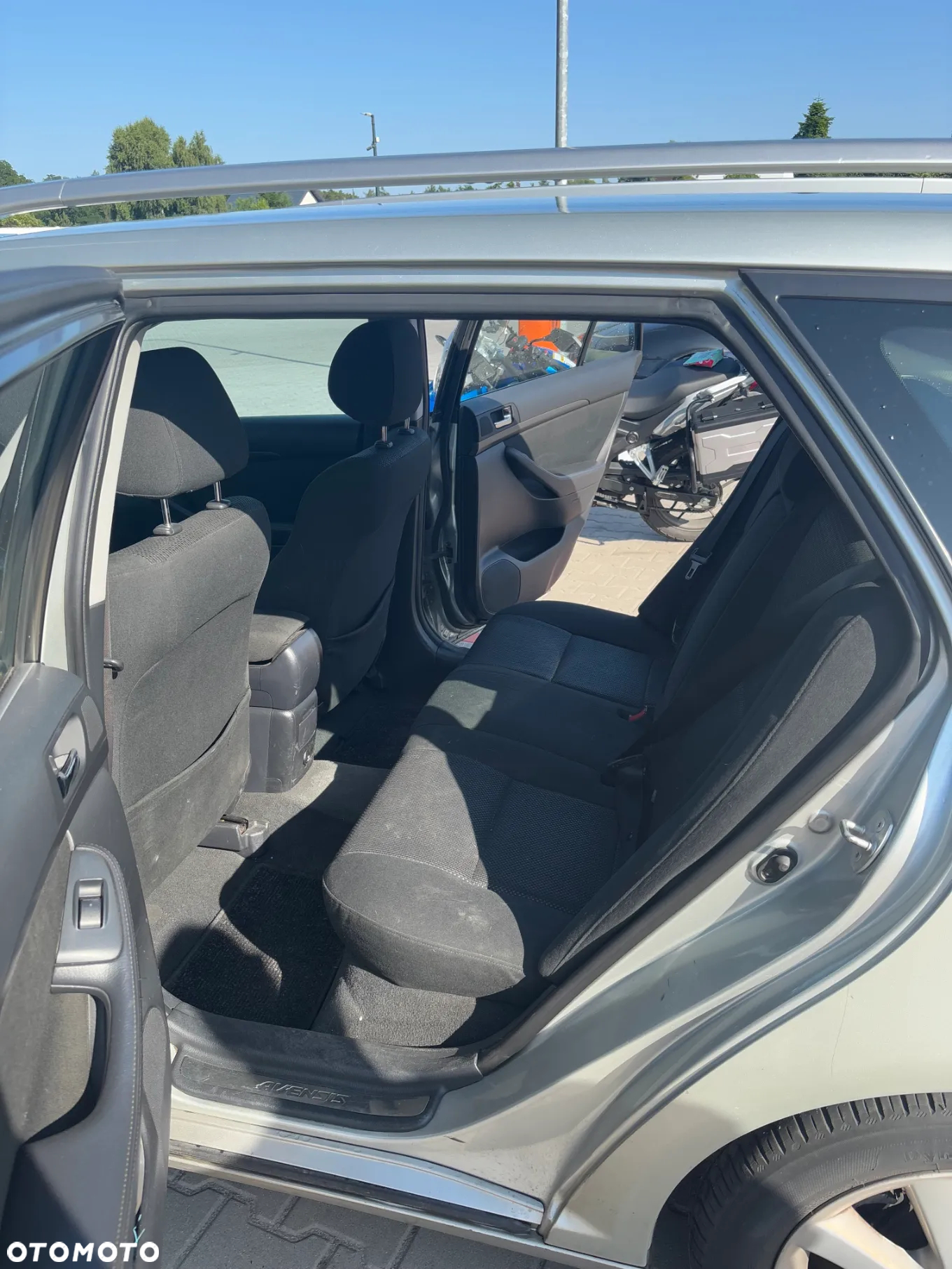 Toyota Avensis - 3