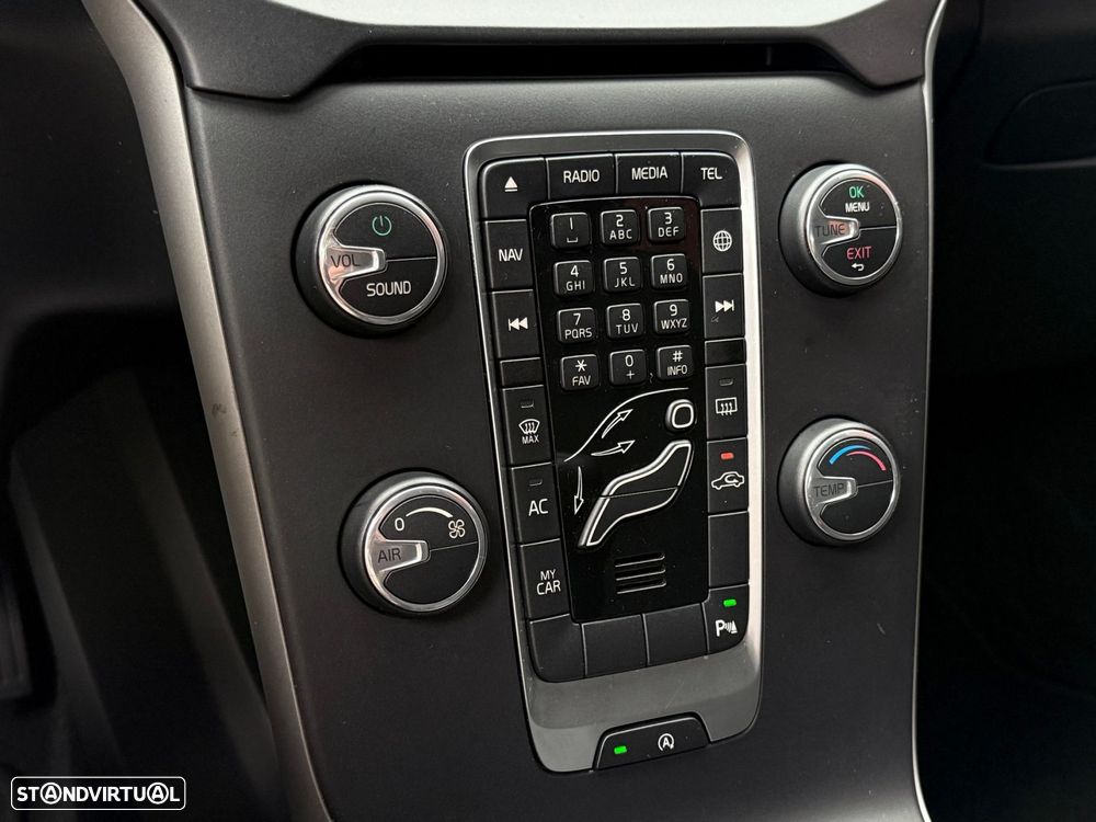 Volvo V40 2.0 D2 Momentum - 14