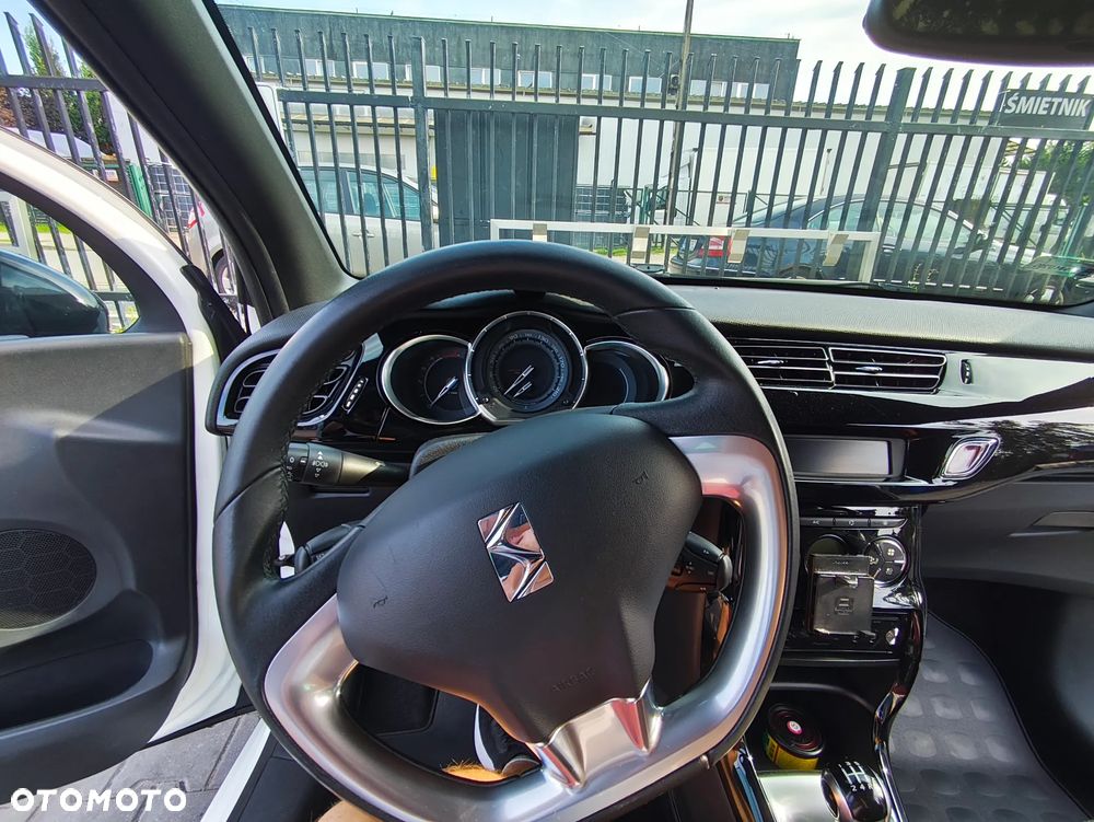 Citroën DS3 1.6 e-HDi SoChic - 9