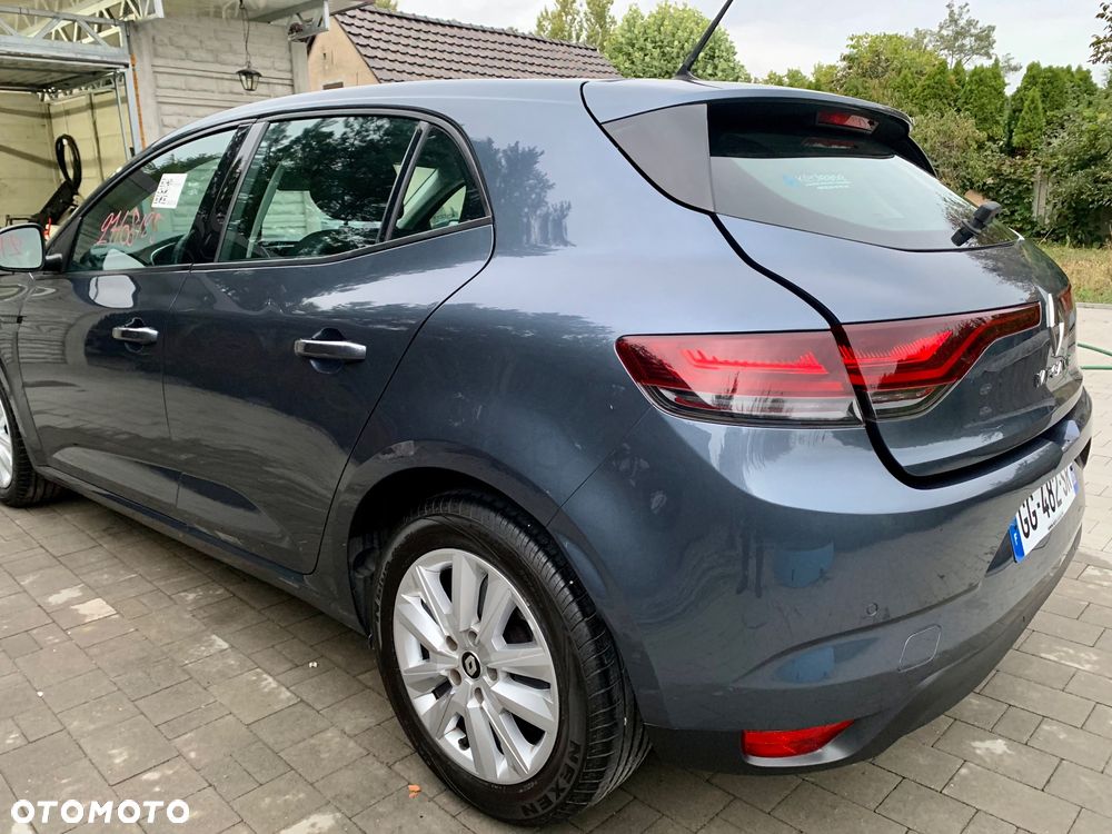 Renault Megane ENERGY TCe 140 EDC BUSINESS - 4