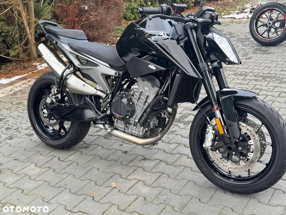 KTM Duke - 11