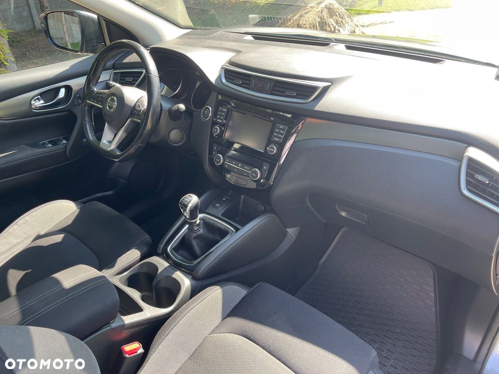 Nissan Qashqai 1.6 DIG-T N-Connecta - 11