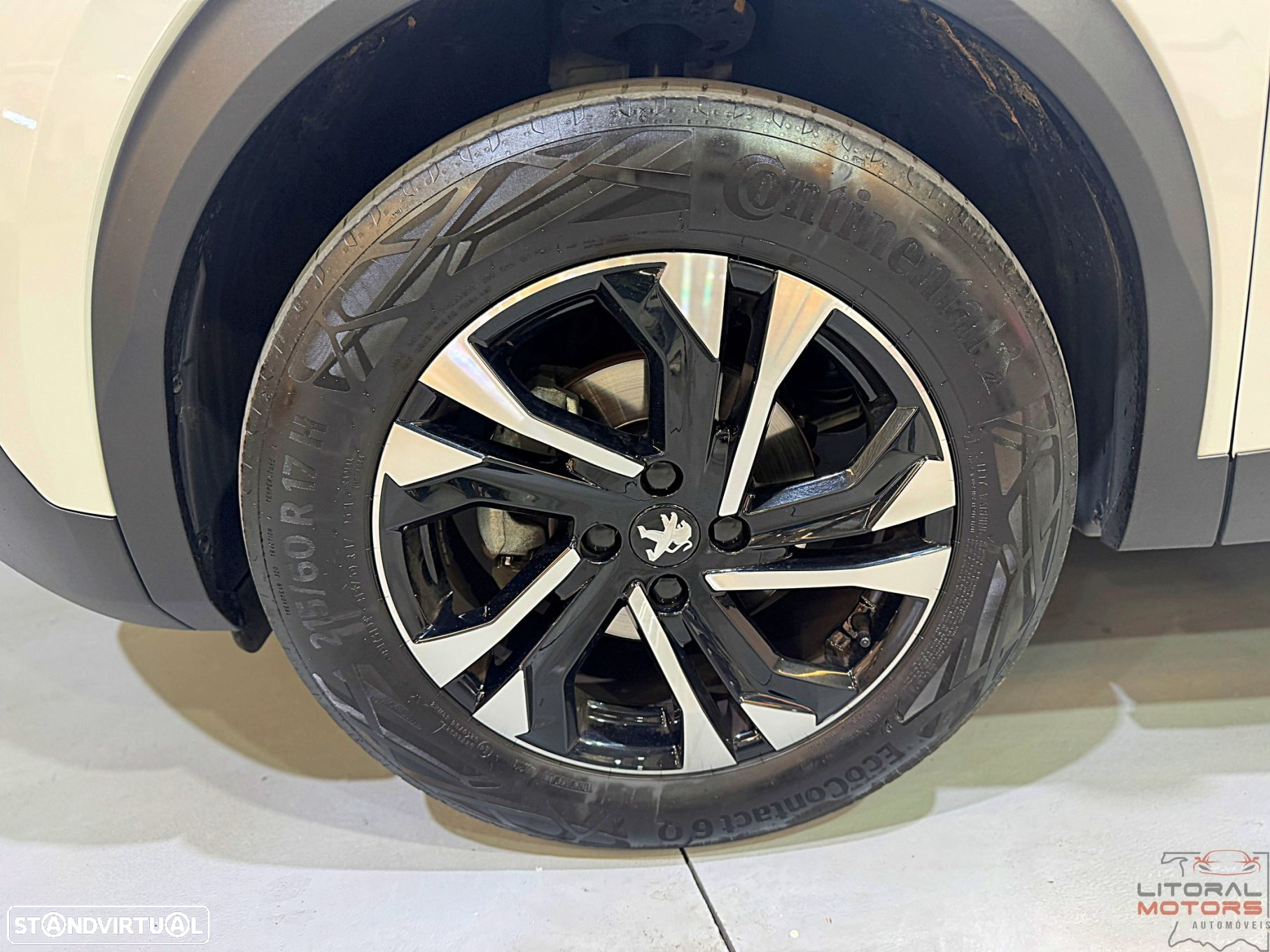 Peugeot 2008 1.2 PureTech Allure Pack - 12