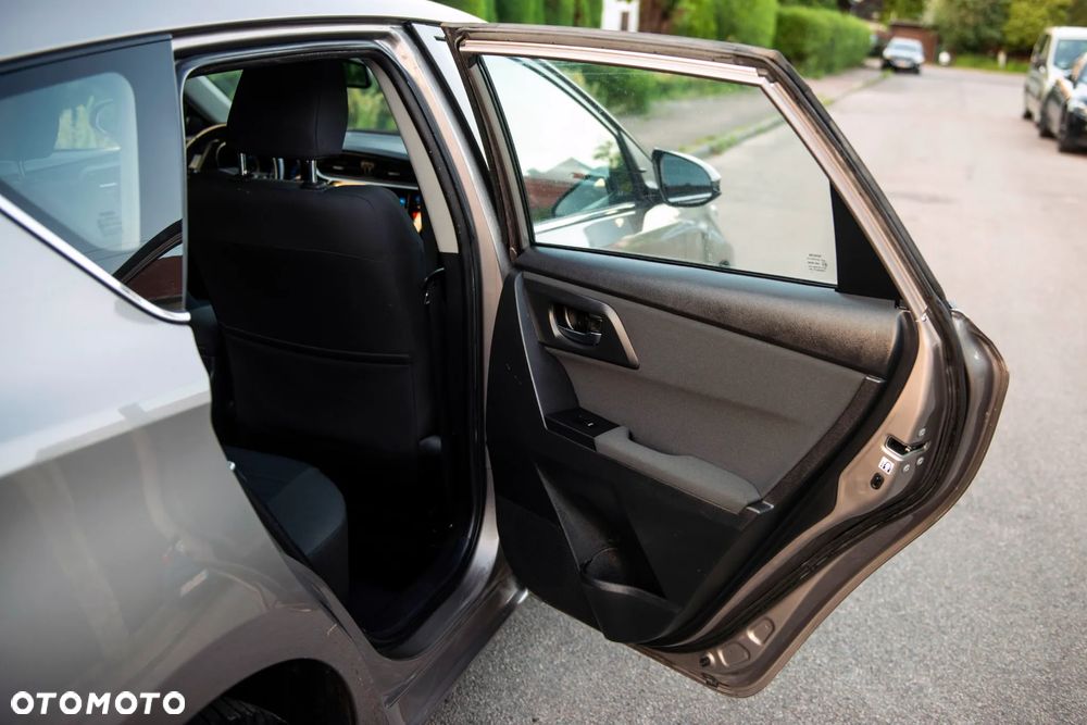 Toyota Auris 1.2 Turbo Comfort - 32
