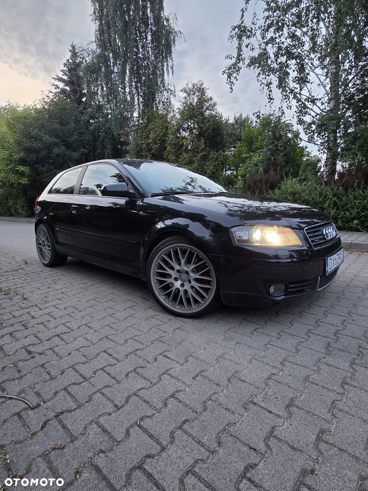 Audi A3 Sportback 3.2 quattro (DSG) S tronic S line Sportpaket plus - 12