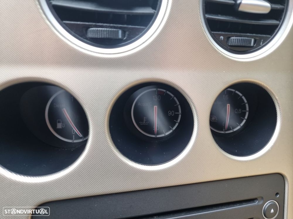 Alfa Romeo 159 Sportwagon 1.9 JTDm 16V 280 - 19