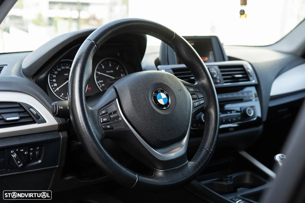 BMW 116 d EfficientDynamics Edition Urban Line - 11