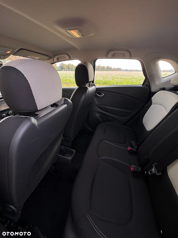 Renault Captur 1.2 Energy TCe Limited EDC - 23