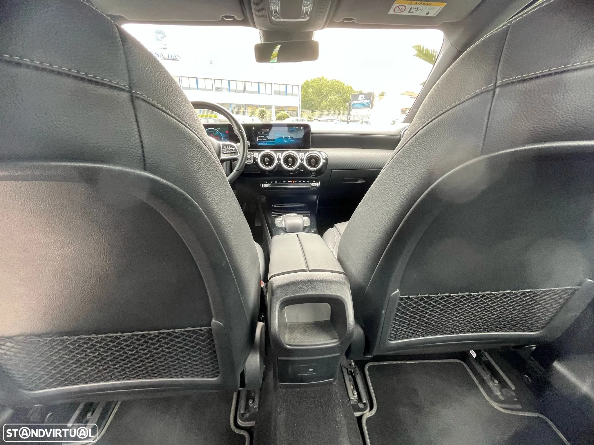 Mercedes-Benz A 250 Limousine e Style Plus - 48