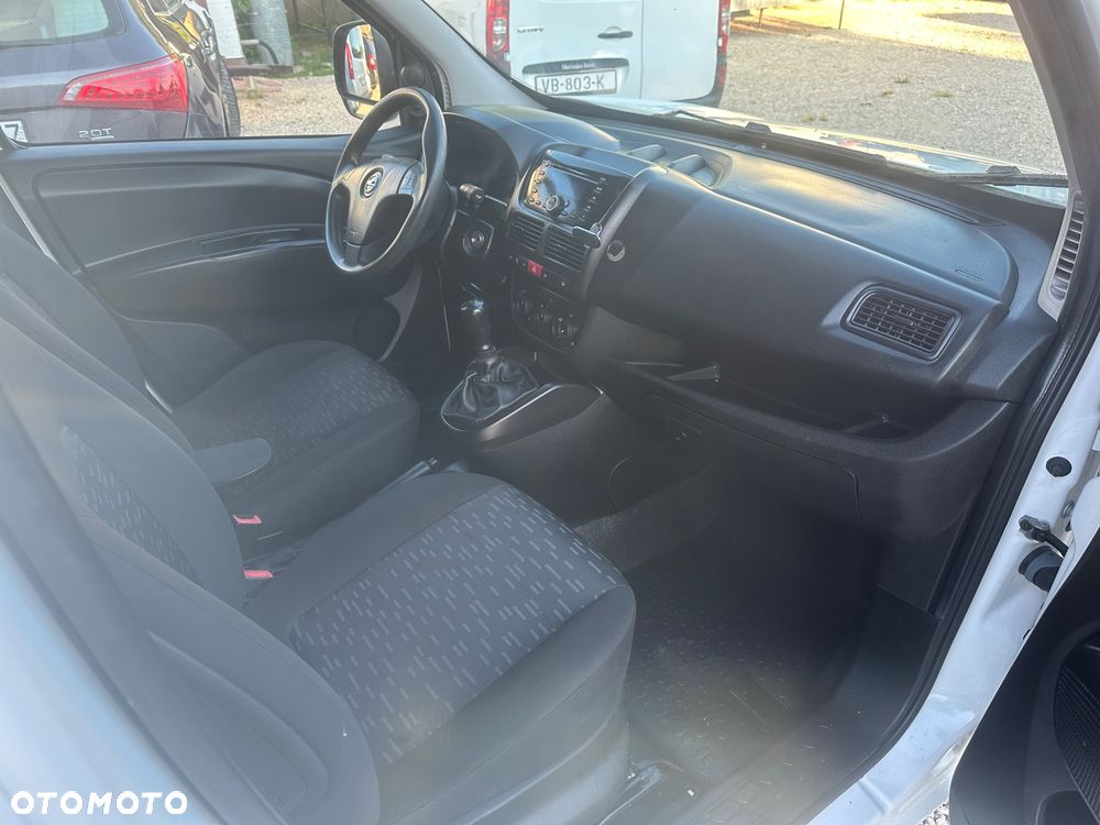 Opel Combo - 13