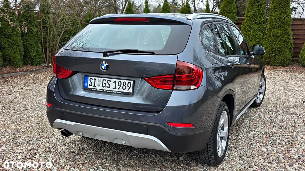 BMW X1 sDrive18d xLine - 11