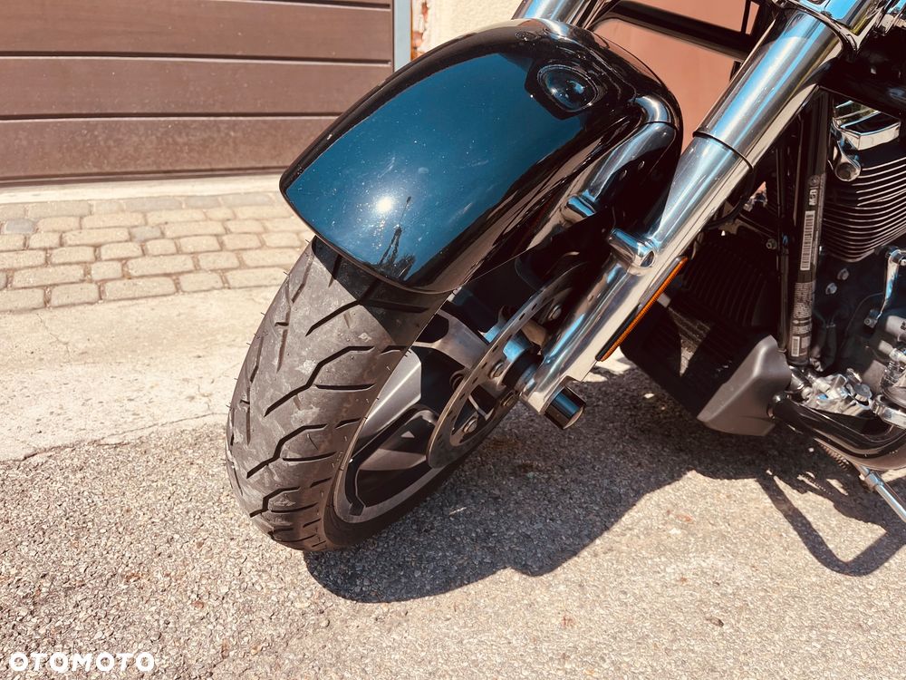 Harley-Davidson Touring Street Glide - 15