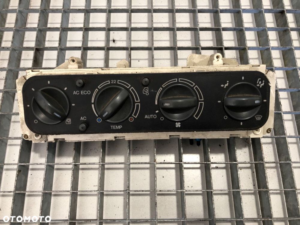PANEL STEROWANIA NAWIEWU  MAN TGA 2000 - 2022 18.430 316 kW [430 KM] 4x2 2004 81619906068 - 1