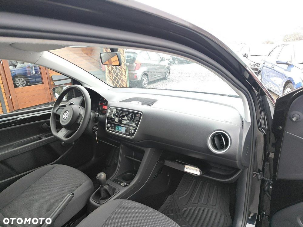Volkswagen up! Standard - 18