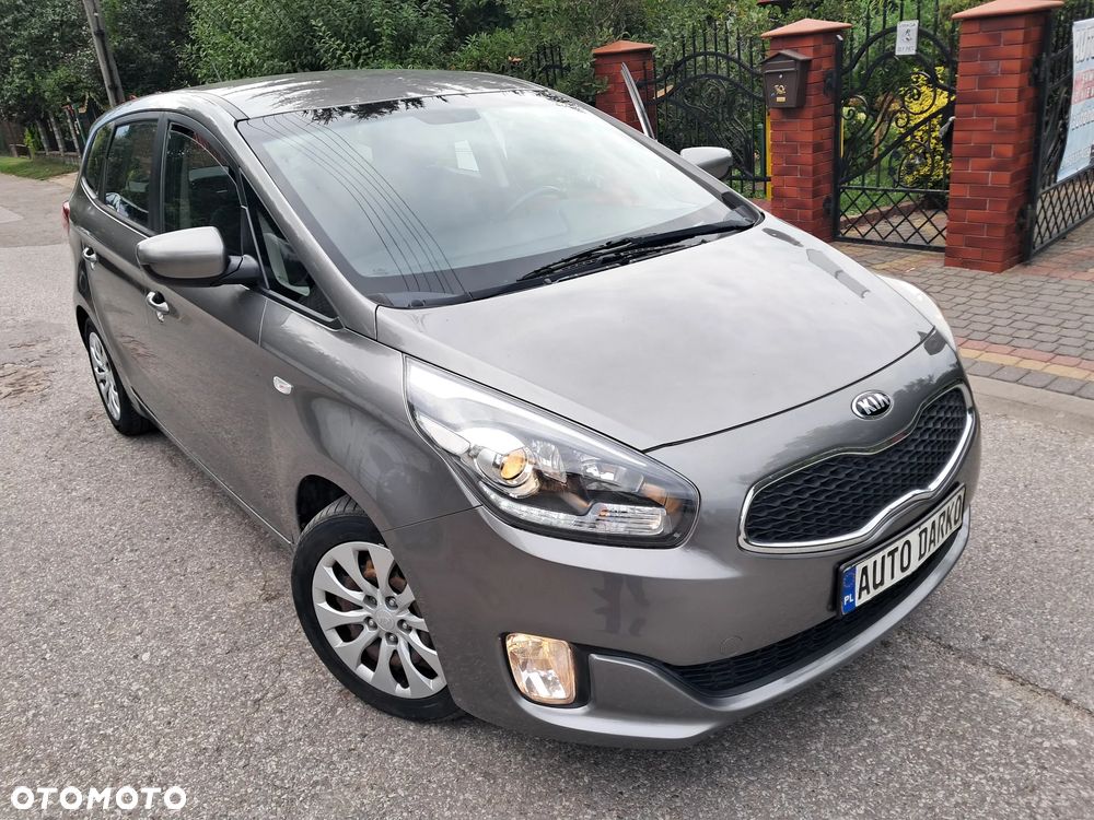 Kia Carens 1.7 CRDi 115 Dream Team Edition - 14