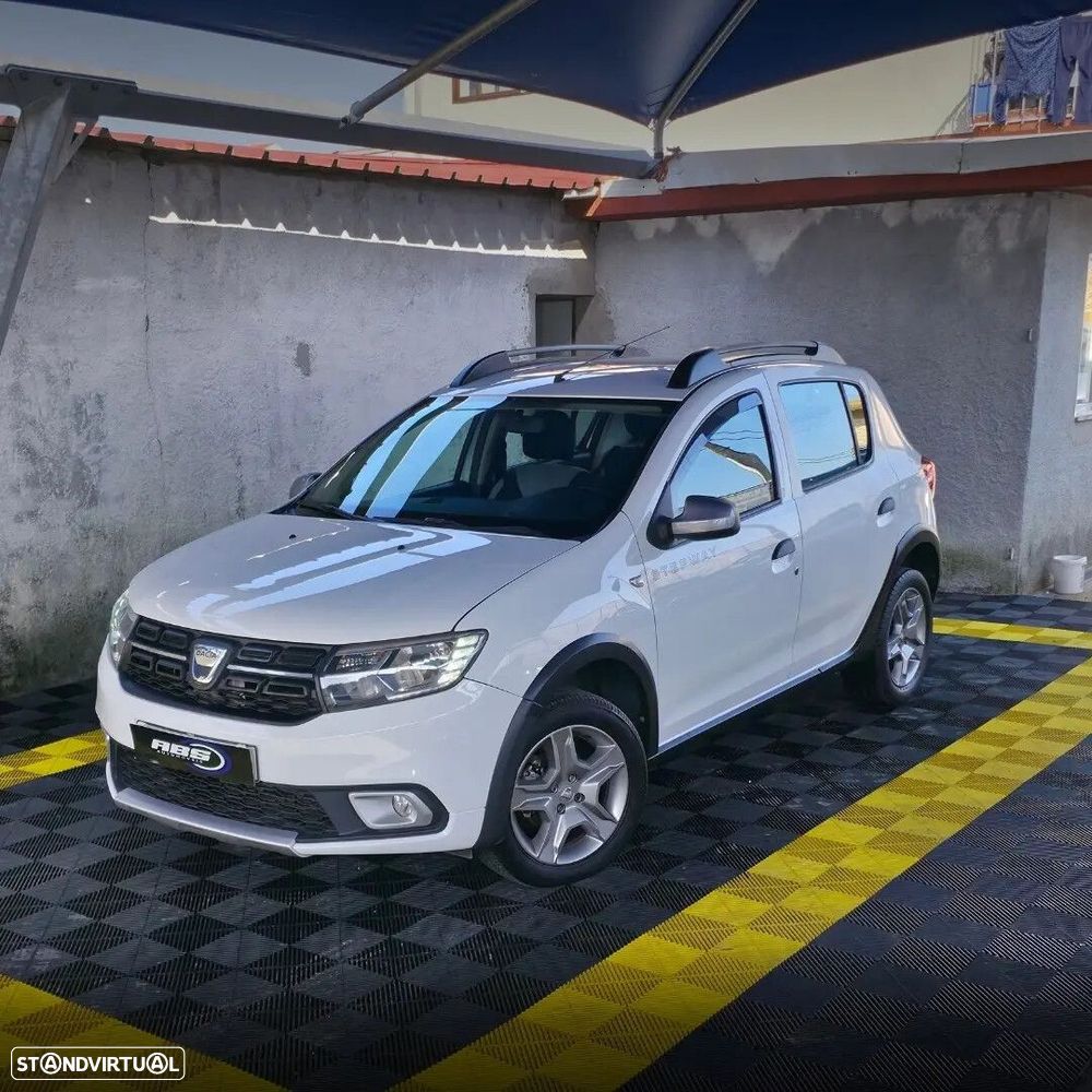 Dacia Sandero 0.9 TCe Stepway - 1