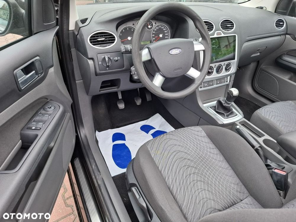 Ford Focus 2.0 Titanium EU5 - 20