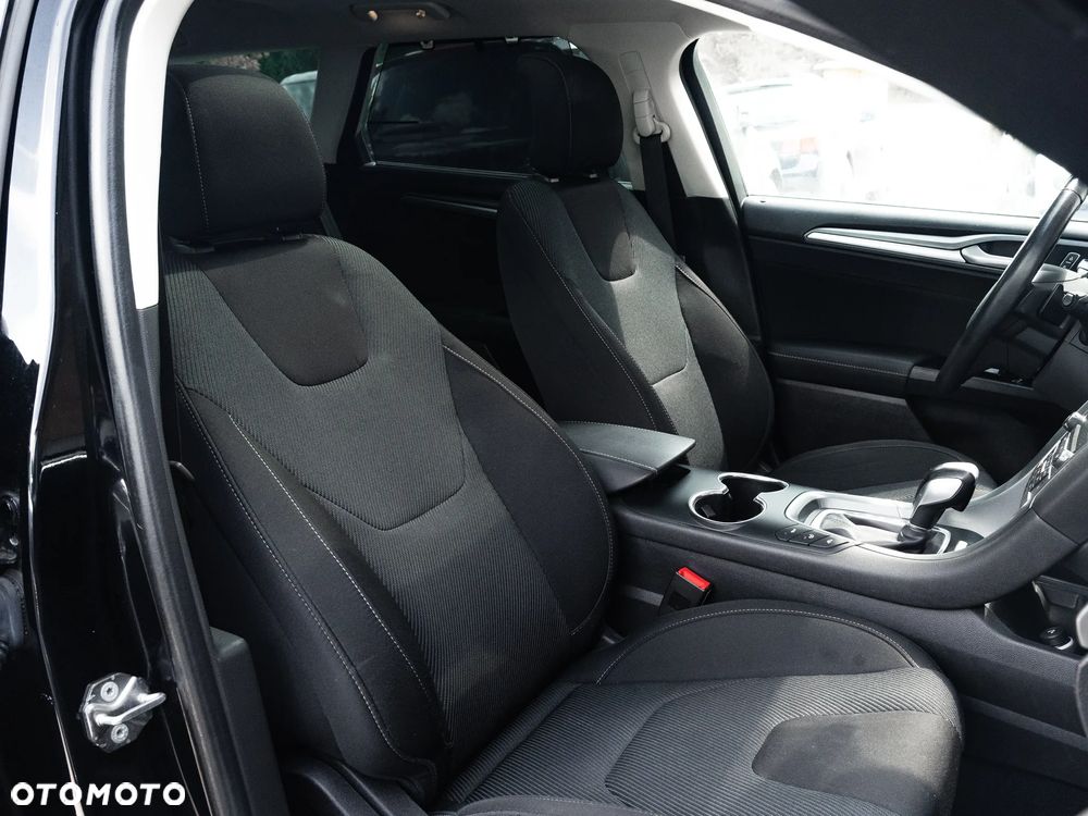 Ford Mondeo 2.0 TDCi Titanium PowerShift - 31