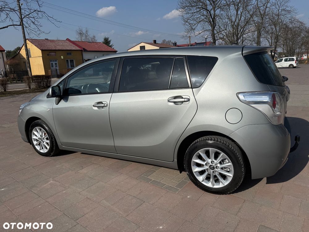 Toyota Verso 2.0 D-4D Travel - 24