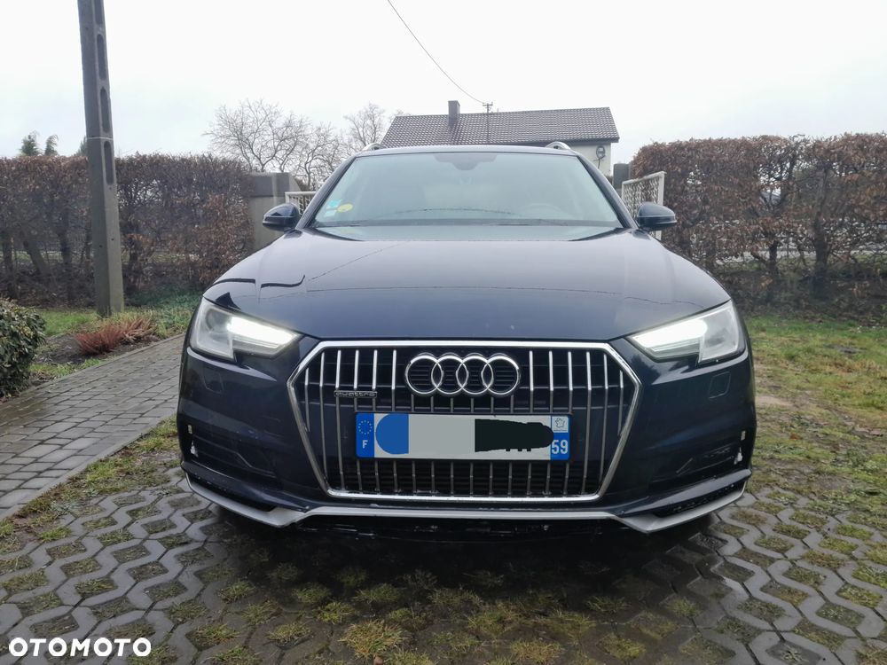 Audi A4 Allroad - 12