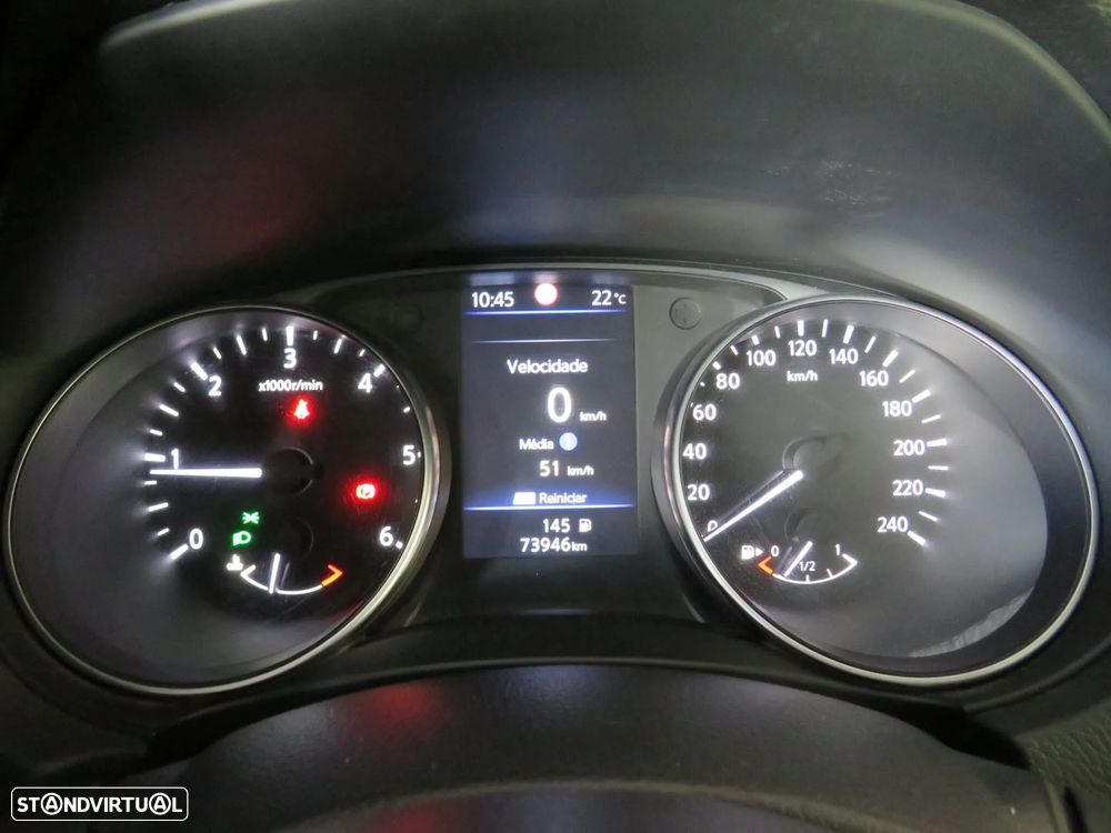 Nissan Qashqai 1.5 dCi N-Connecta J18+Led - 19