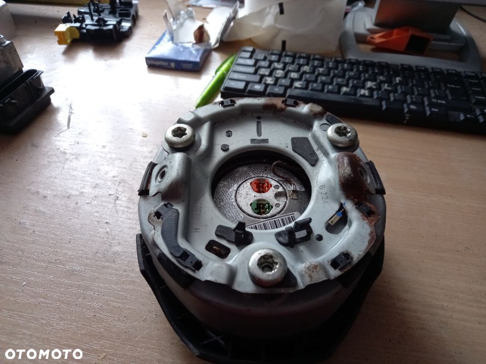 AUDI A4 B7 PODUSZKA KIEROWCY AIRBAG 8E0880201DE - 3