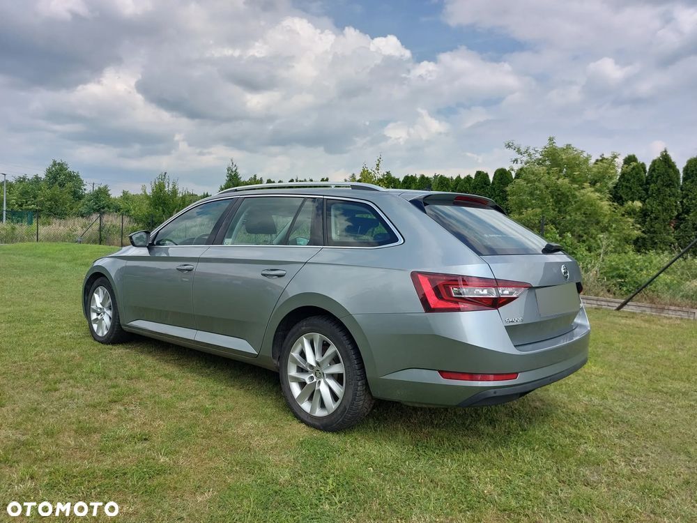 Skoda Superb 2.0 TDI 4x4 Ambition - 2