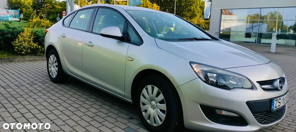 Opel Astra IV 1.6 Cosmo - 8