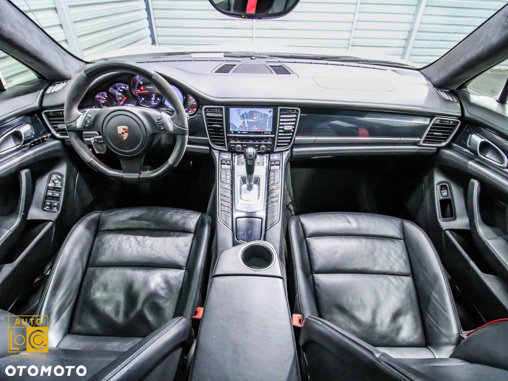 Porsche Panamera Platinum Edition - 5